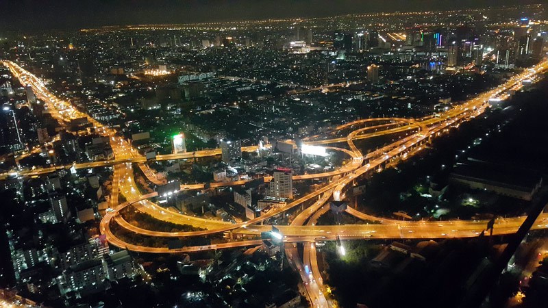 View nhìn từ tháp xoay 360 độ tại tầng 84 tháp Bayoke
